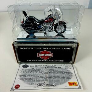 2000 FLSTC HERITAGE SOFTAIL CLASSIC 1:18 DIE CAST METAL COLLECTIBLE